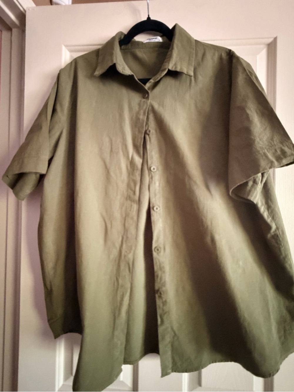 zeagoo Olive Green Short-Sleeve Button-Down Shirt